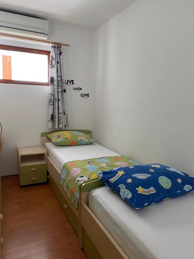 Apartment Lijana Sea View Tučepi Extérieur photo
